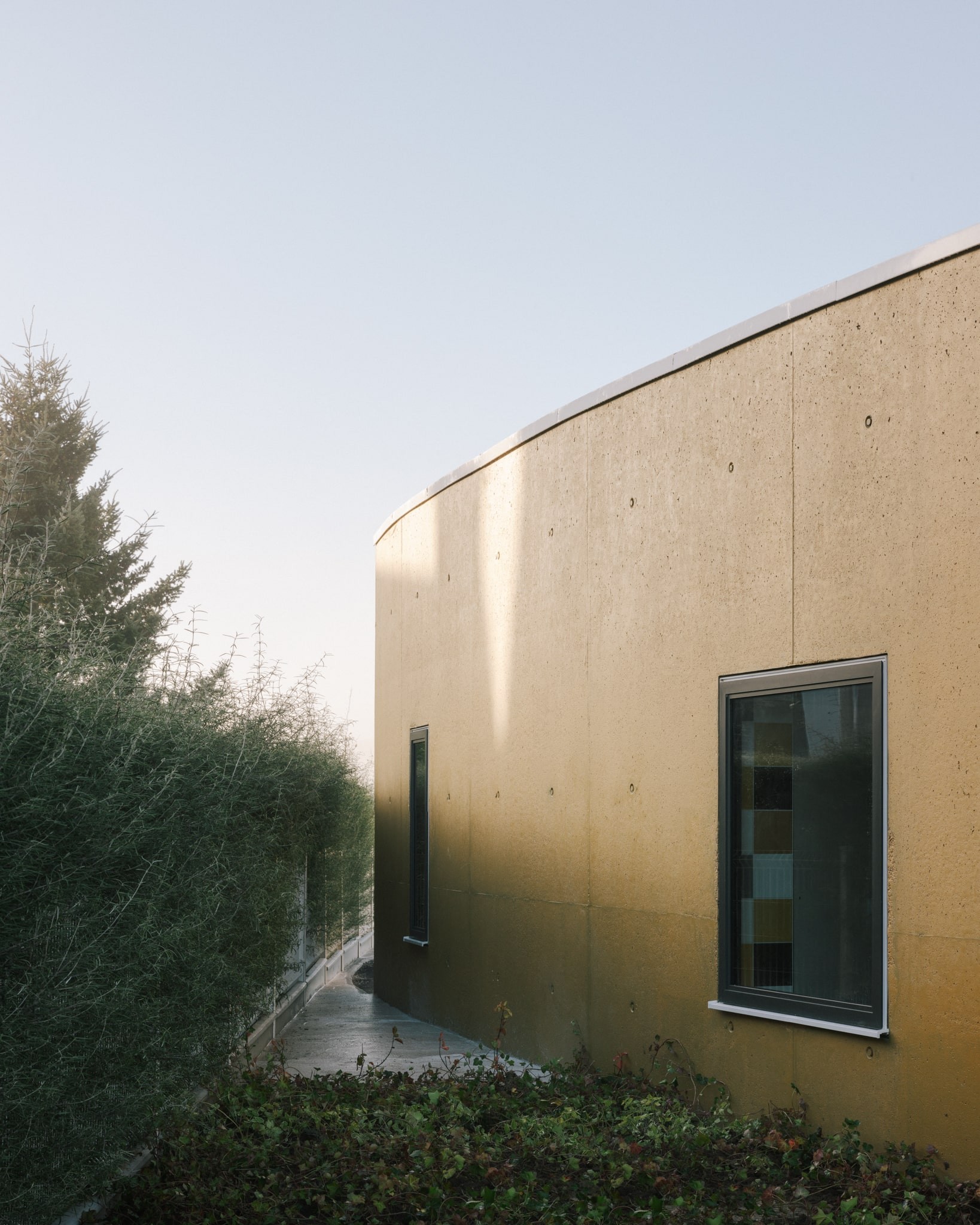 Les Blancs Marais à Picauville (50), par Marc Nicolas Architectures