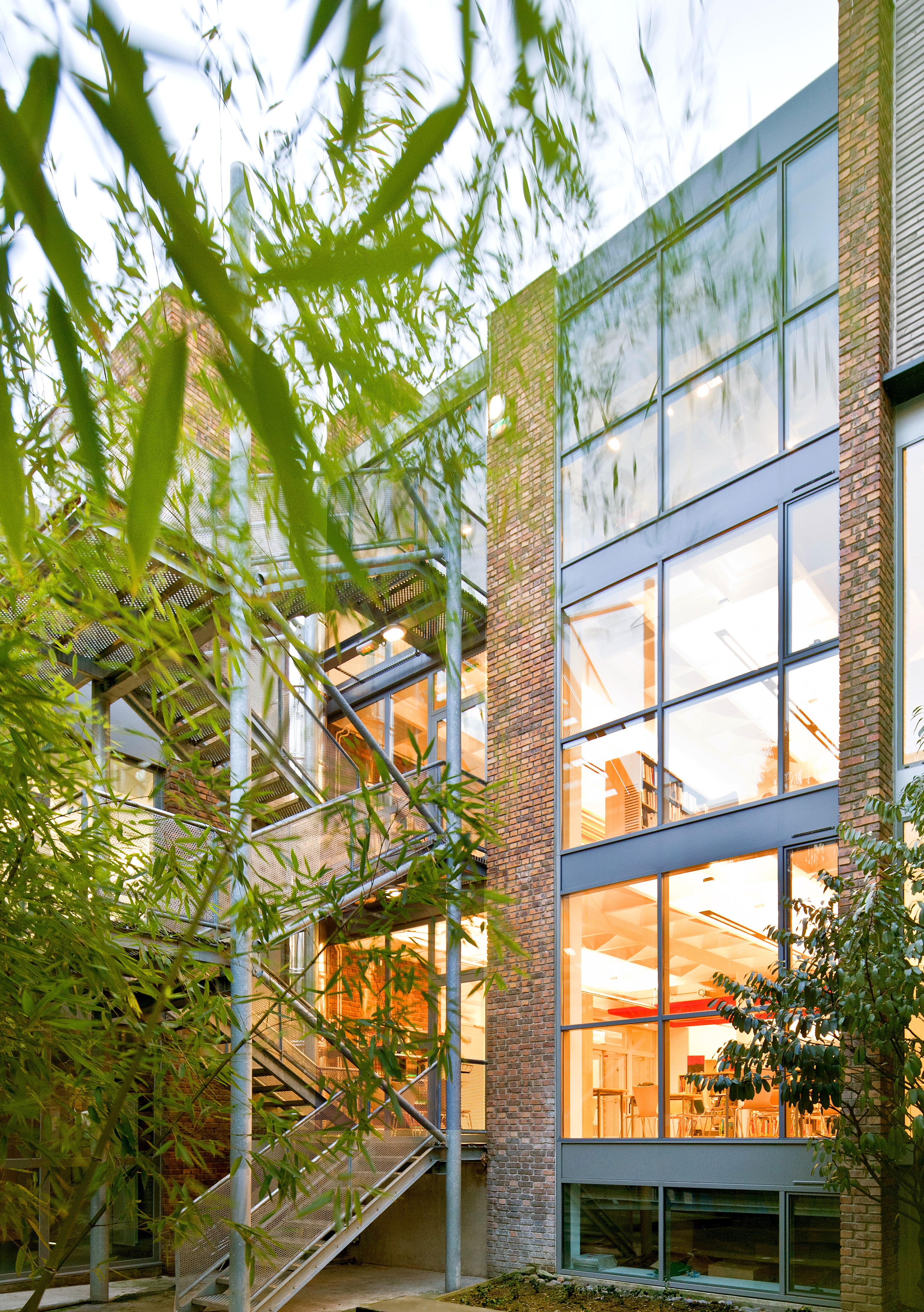 Médiathèque Pablo-Neruda à Malakoff (92), par Marc Nicolas Architectures