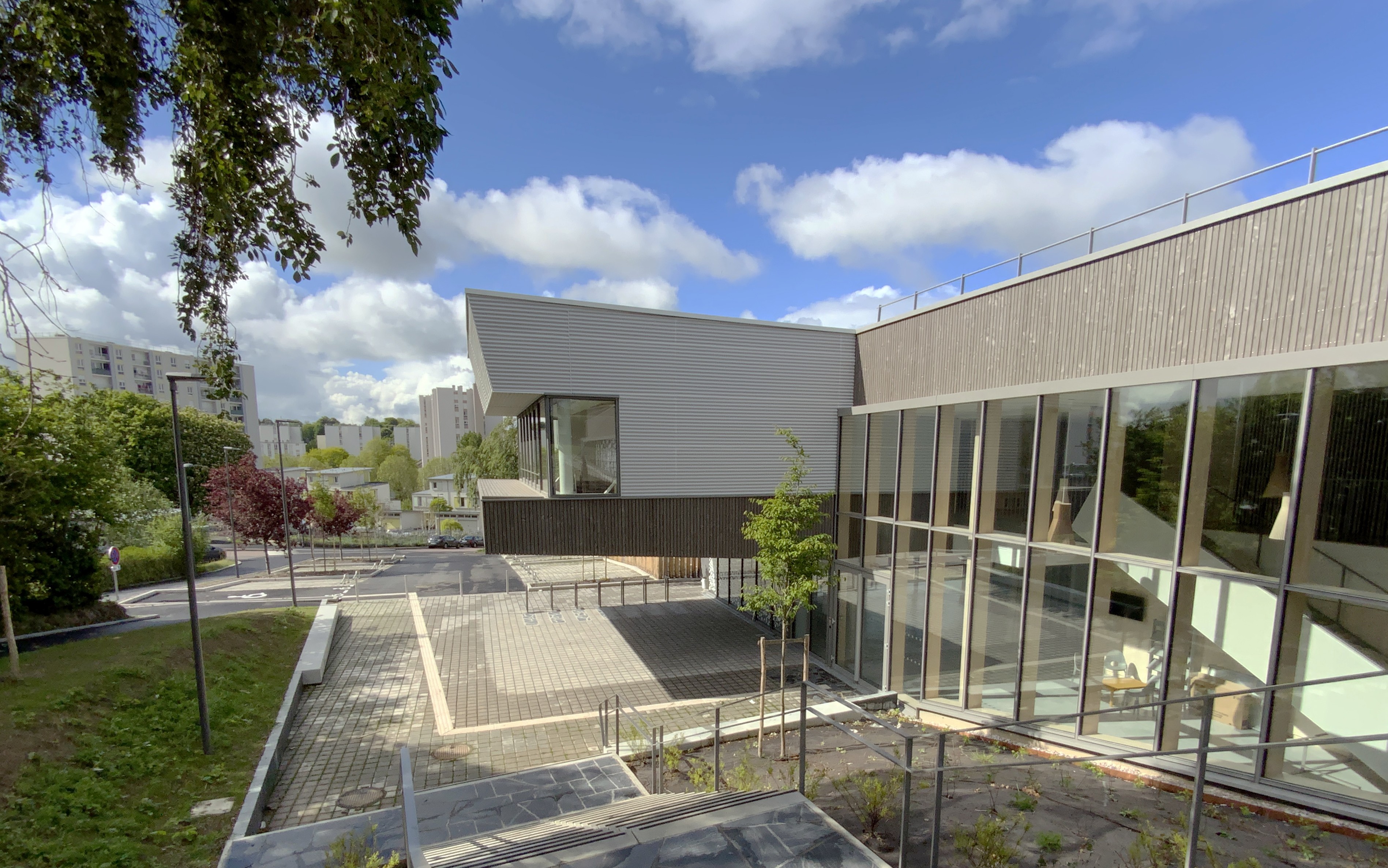 Groupe Scolaire Samuel-Beckett 18 classes à Saint-Lô (50), par Marc Nicolas Architectures